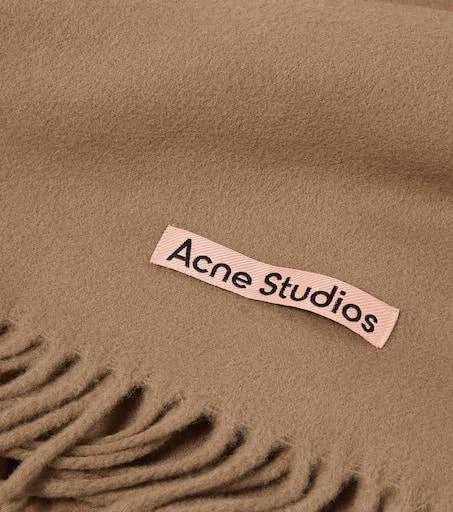 Acne Studios Canada New wool scarf 4