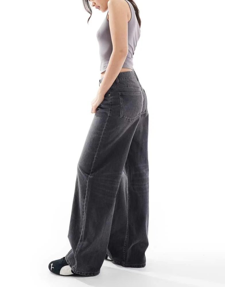 Bershka Bershka baggy straight leg jeans in dark grey 3