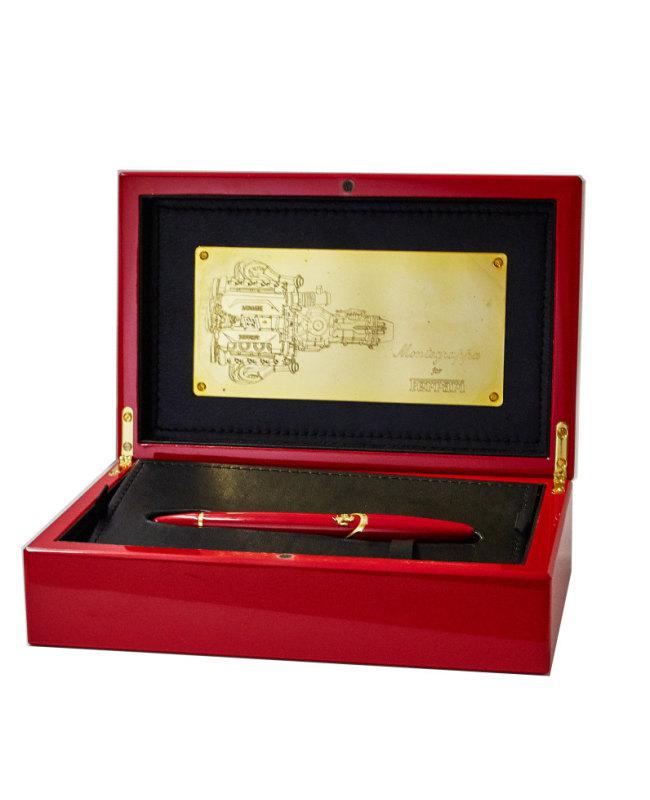 Montegrappa Montegrappa Ferrari Red Limited Edition Solid 18K Gold Fountain Pen ISMFF3GR