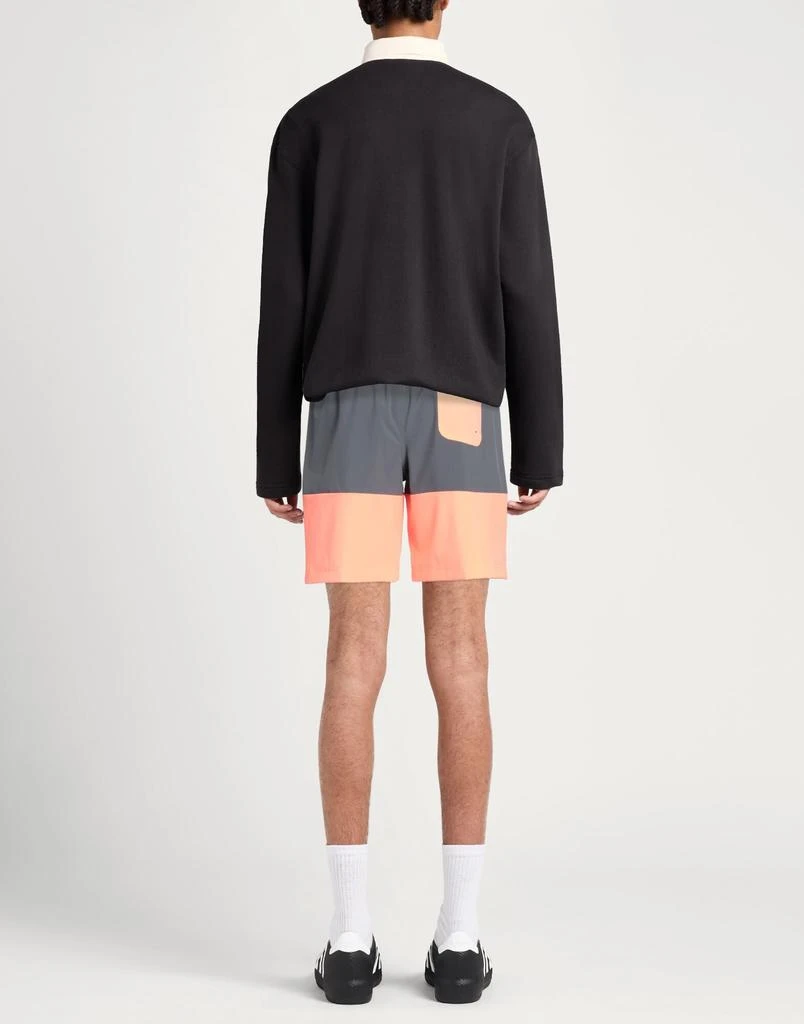 New Balance Shorts & Bermuda 3
