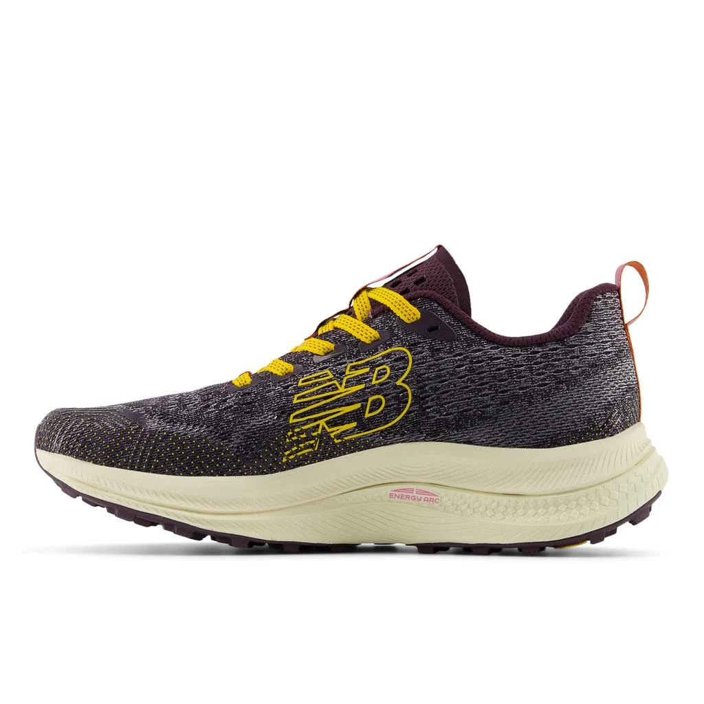 New Balance FuelCell SuperComp Trail 4