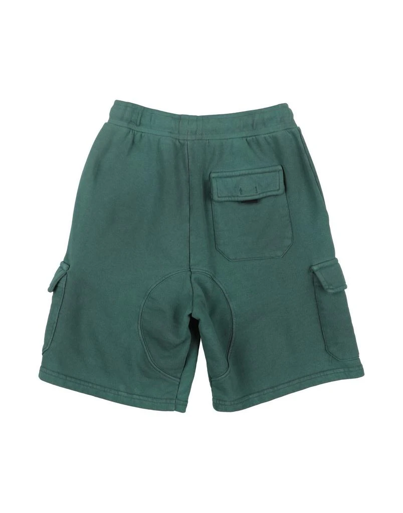 OUTHERE Shorts 
Bermuda 2