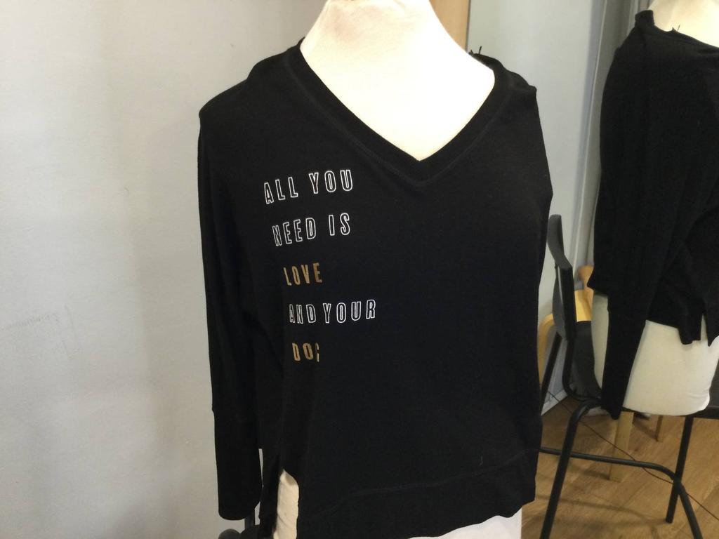 good hYOUman Good Hyouman - Long Sleeve Sweater