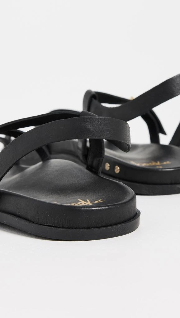 beek Auklet Sandals 3