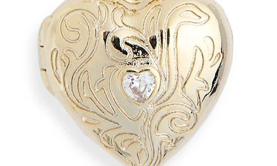 Leith Heart
Bow Charm Necklace 4