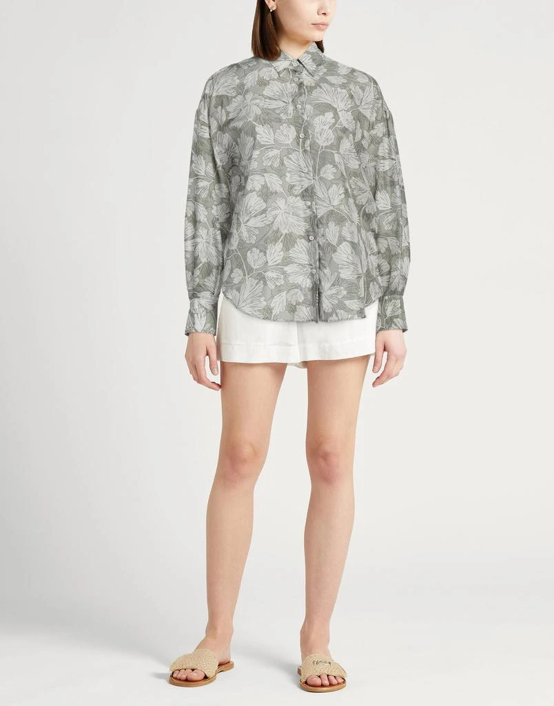 Brunello Cucinelli Floral shirts
blouses 2