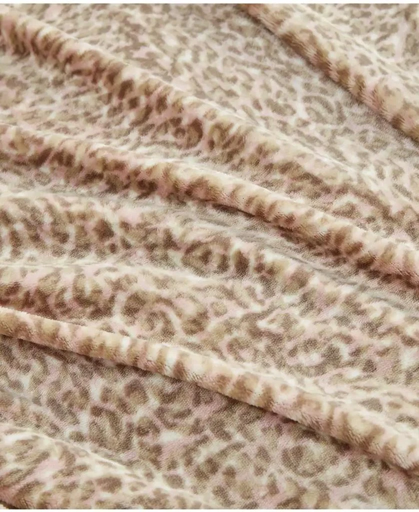 Jessica Simpson Plush Leopard 3-Pc. Duvet Cover Set 8