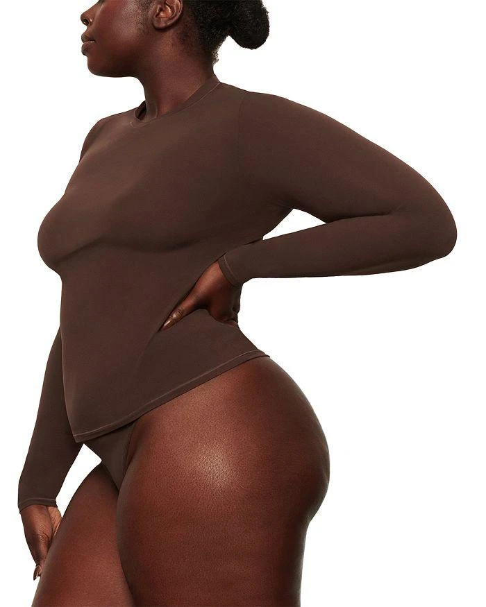 SKIMS Fits Everyone Long Sleeved Tee 3