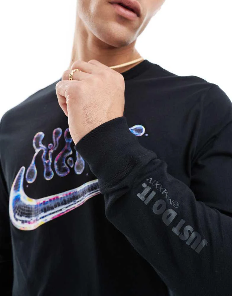 NIKE Nike futura logo long sleeve t-shirt in black 4