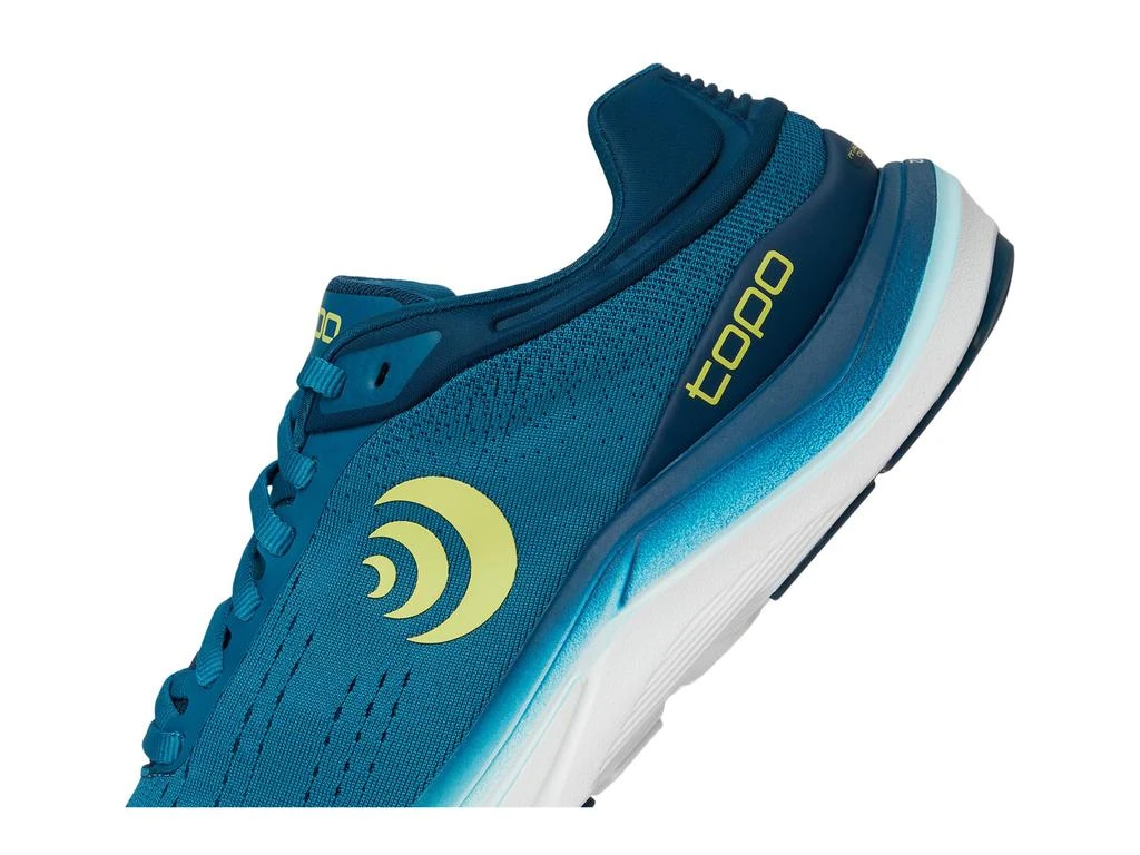 TOPO ATHLETIC Magnifly 5 6
