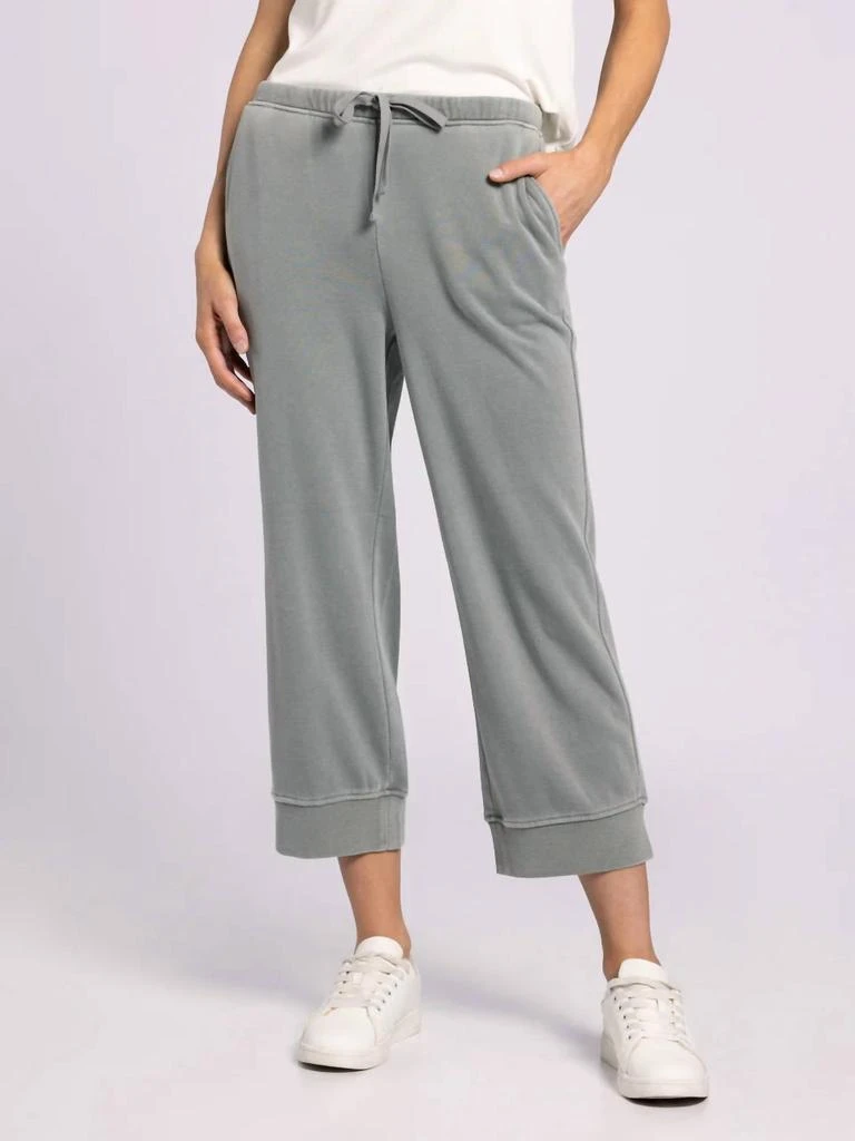 Thread 
Supply Thread 
Supply - Canton Pants