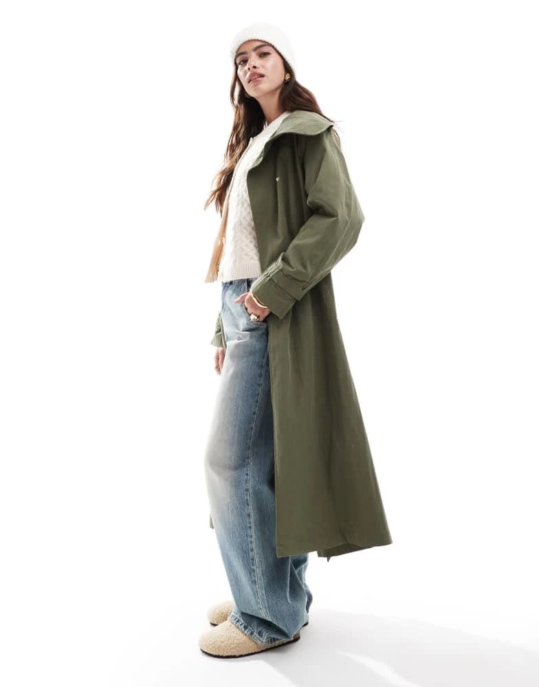 Stradivarius Stradivarius premium trench coat in khaki 1