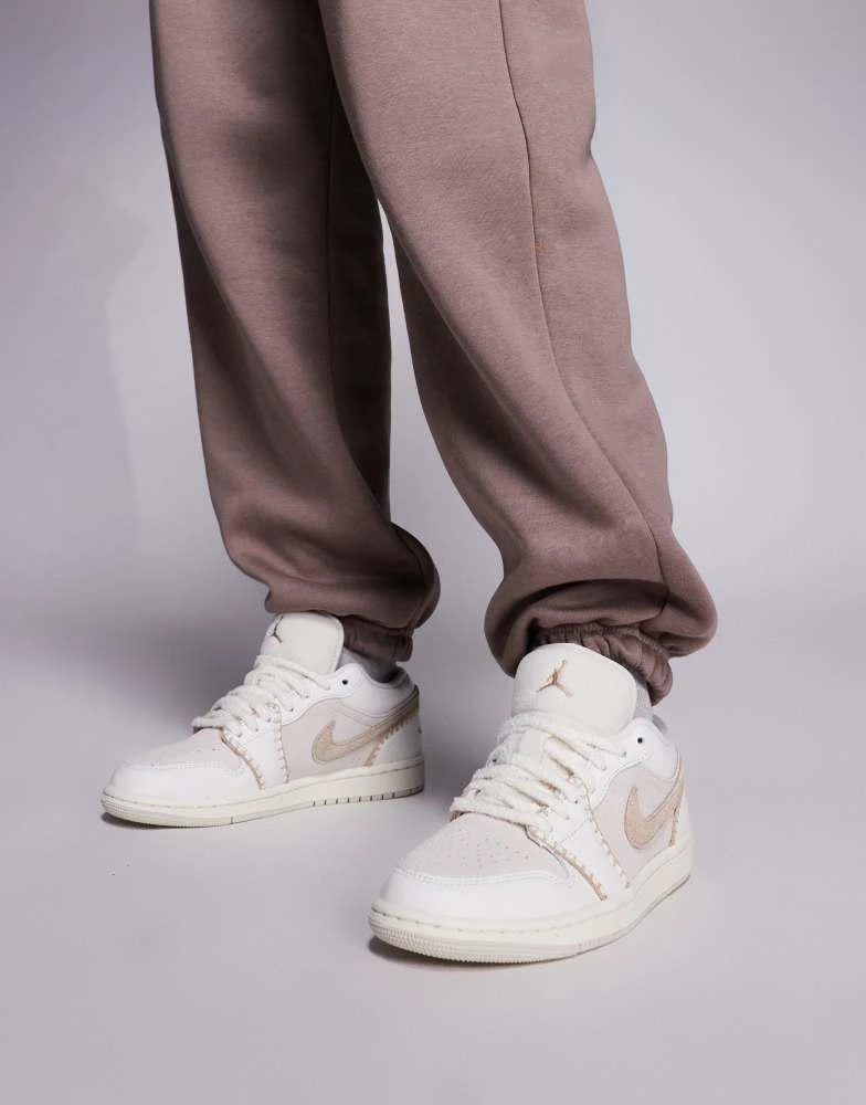 Jordan Nike Air Jordan 1 Low trainers in beige 3