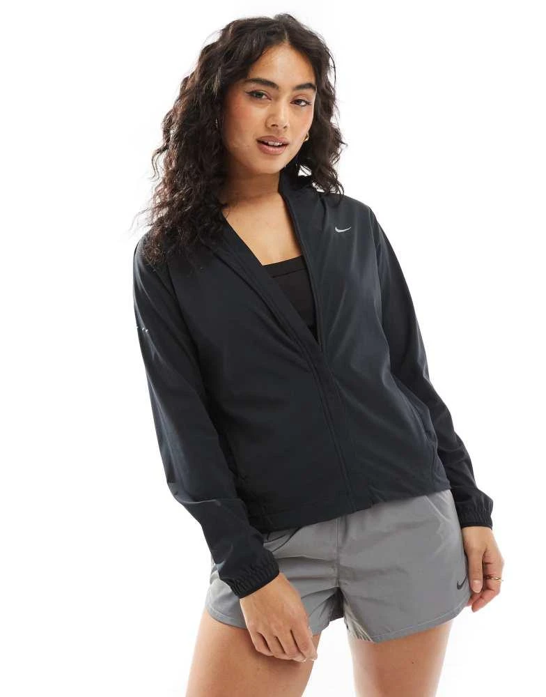 NIKE Nike Running Swift Repel jacket in black 1