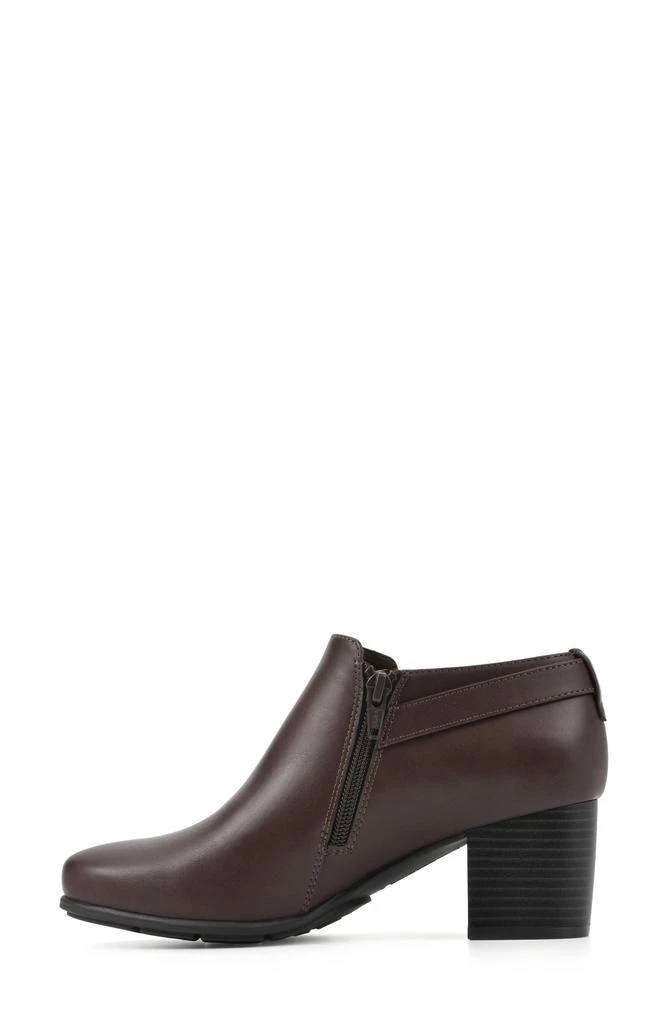 White Mountain Noah Buckled Block Heel Bootie 7