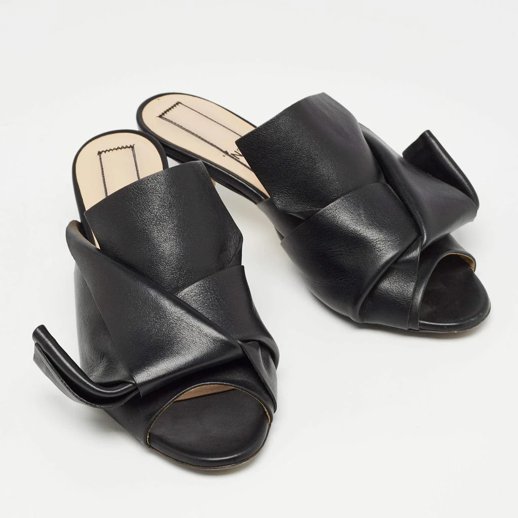 N°21 N21 Black Leather Knot Slide Sandals Size 37 4