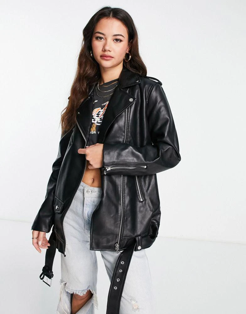 Stradivarius Stradivarius oversized faux leather biker jacket in black 1