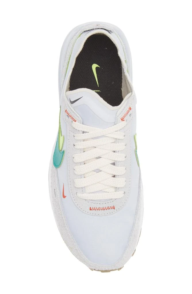 NIKE Waffle One SE Sneaker 5