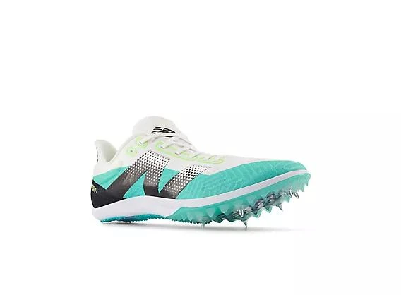New Balance FuelCell MD500 v9 2