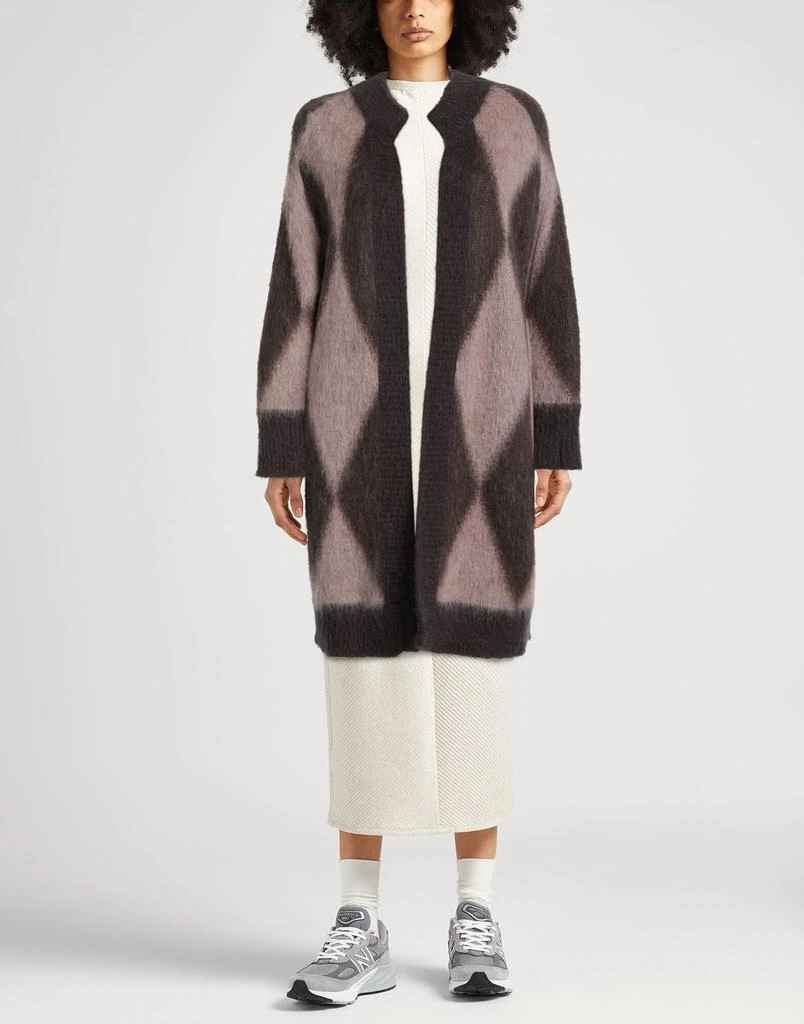 CARACTÈRE Cardigan 2