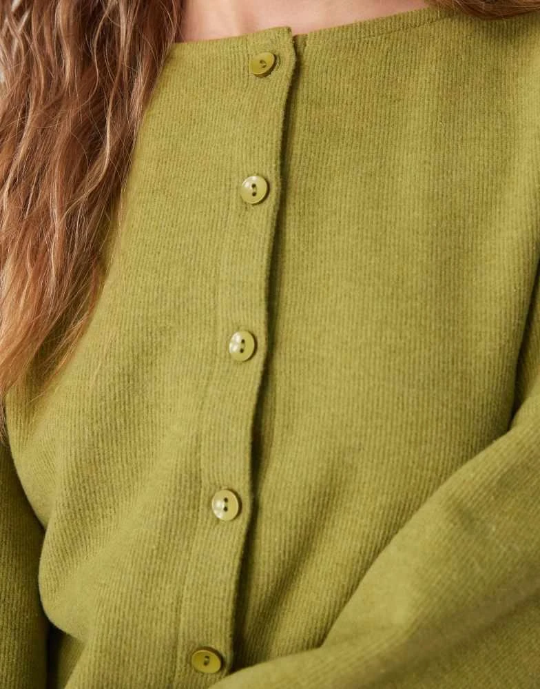 ASOS ASOS DESIGN cocoon super soft cardigan in olive 3