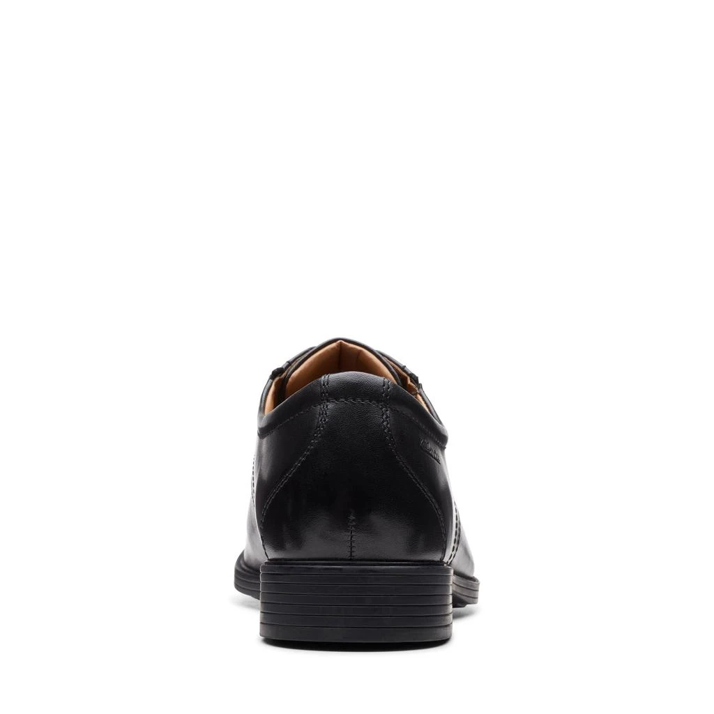 Clarks Whiddon Cap in Black Leather 5