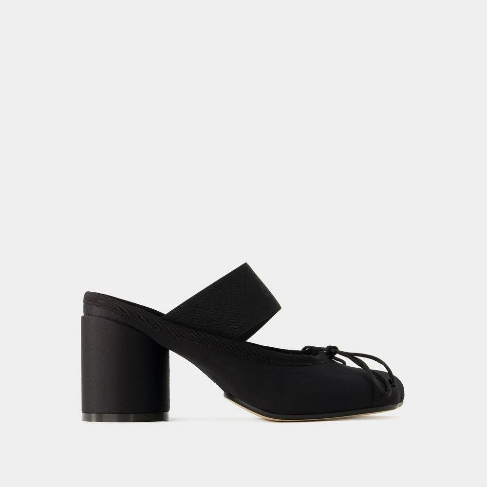 MM6 SANDALS  1