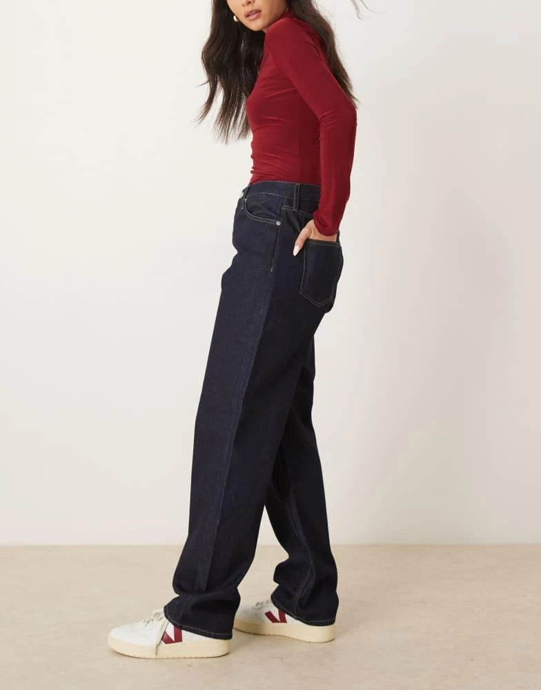 Calvin Klein Calvin Klein Jeans 90's loose jeans in dark rinse wash 3