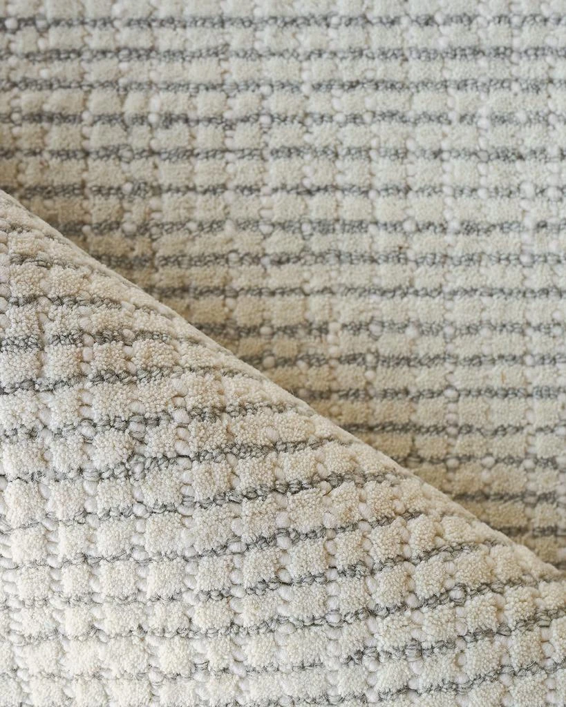 Exquisite Rugs Key West Hand-Tufted Light Silver Rug, 8' x 10' 4