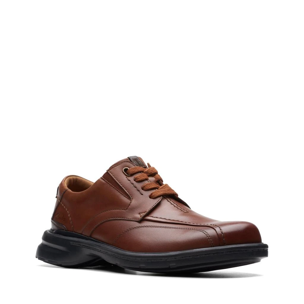 Clarks Gessler Lace in Brown Leather 2