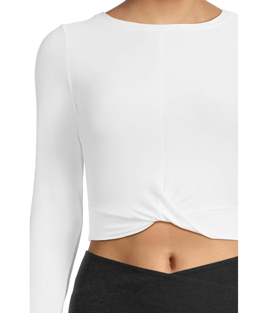 Beyond yoga Featherweight Center Stage Cropped Long Sleeve Pull Over 4