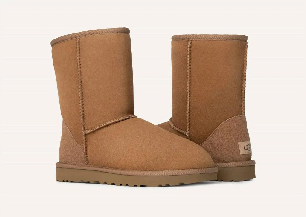 UGG Ugg - Women
s Classic Short Booties 3