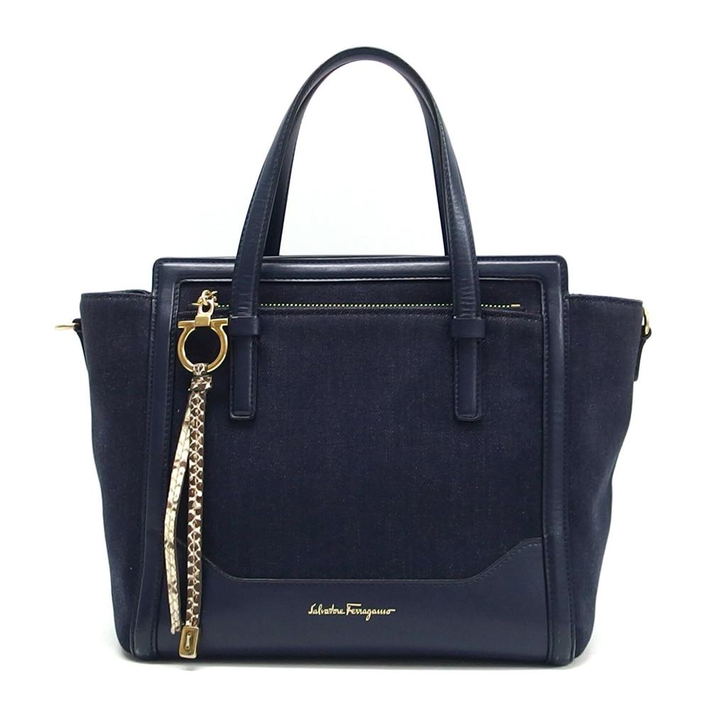 Salvatore Ferragamo Taupe Star Stella Medium Bag - Travel