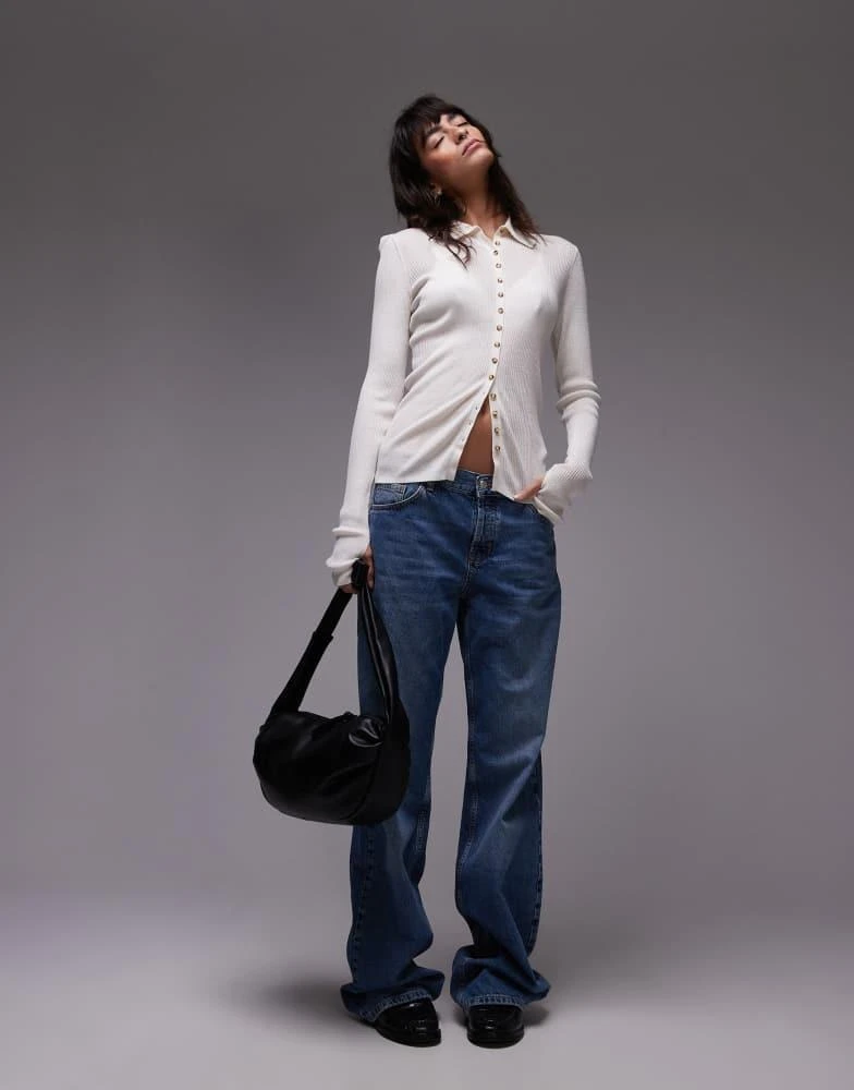 & Other Stories & Other Stories merino wool blend fine knit fitted cardigan with thumbholes and two-way collar in white 4