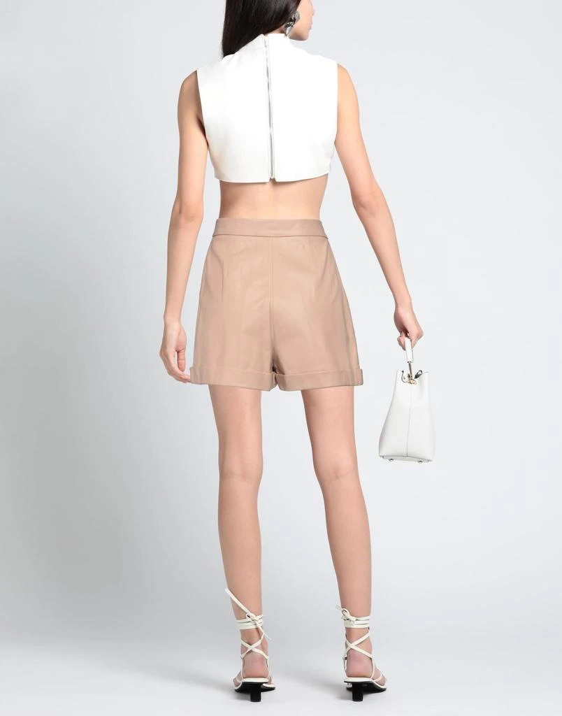 Max Mara Shorts
Bermuda 3