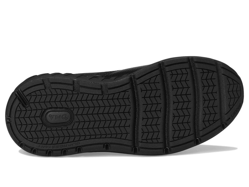 Brooks Addiction Walker 2 3