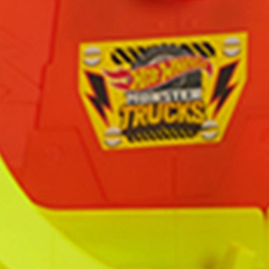 Hot Wheels Monster Trucks Power Smashers Charge & Chase Challenge Track Set (116cm) 7