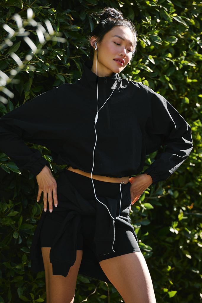 Alo Cropped 1/4 Zip Alumni Pullover - Black