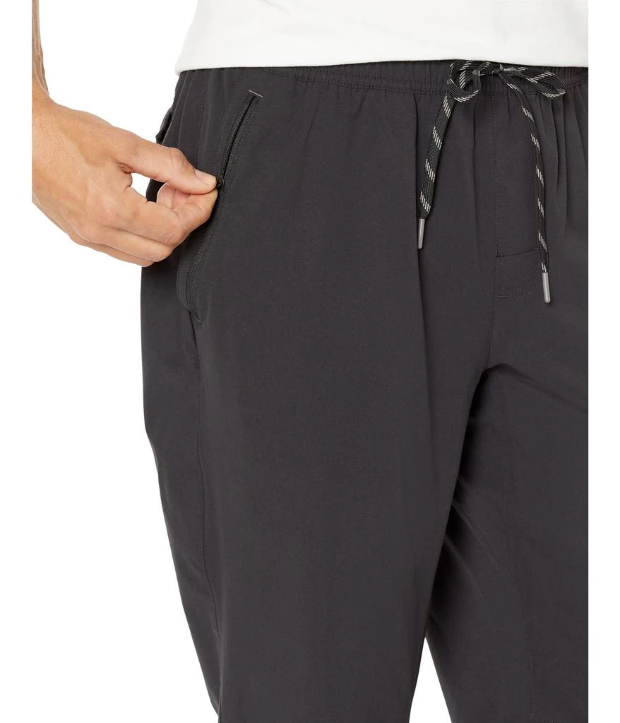 L.L.BEAN 32" Multisport Joggers 3