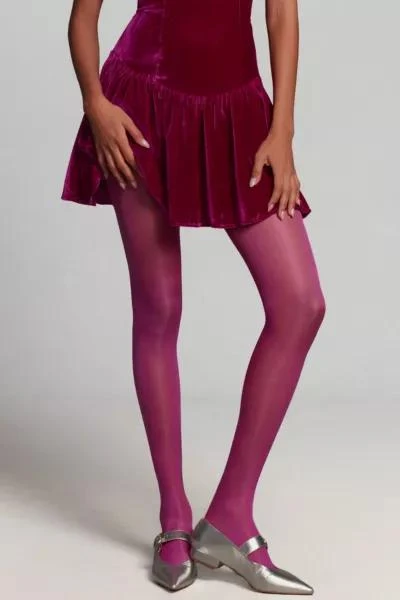 LECHERY® LECHERY® Shiny 40 Denier Semi-Opaque Tights 1