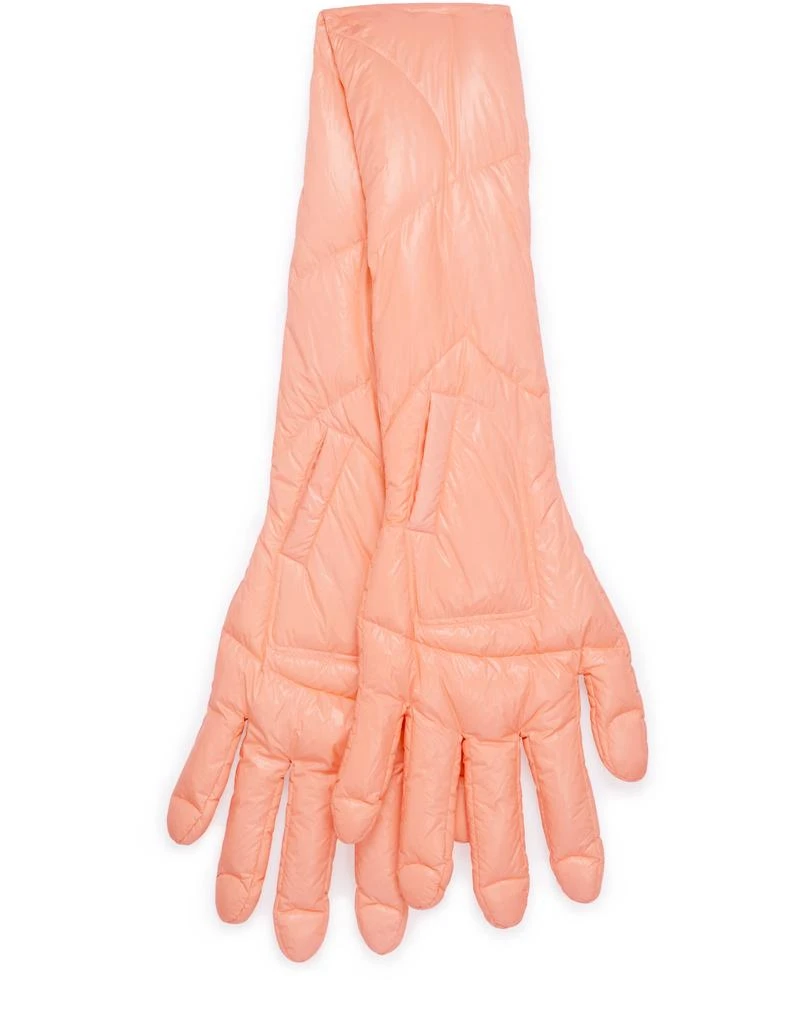 Chen Peng Lover's Cuddle gloves 3