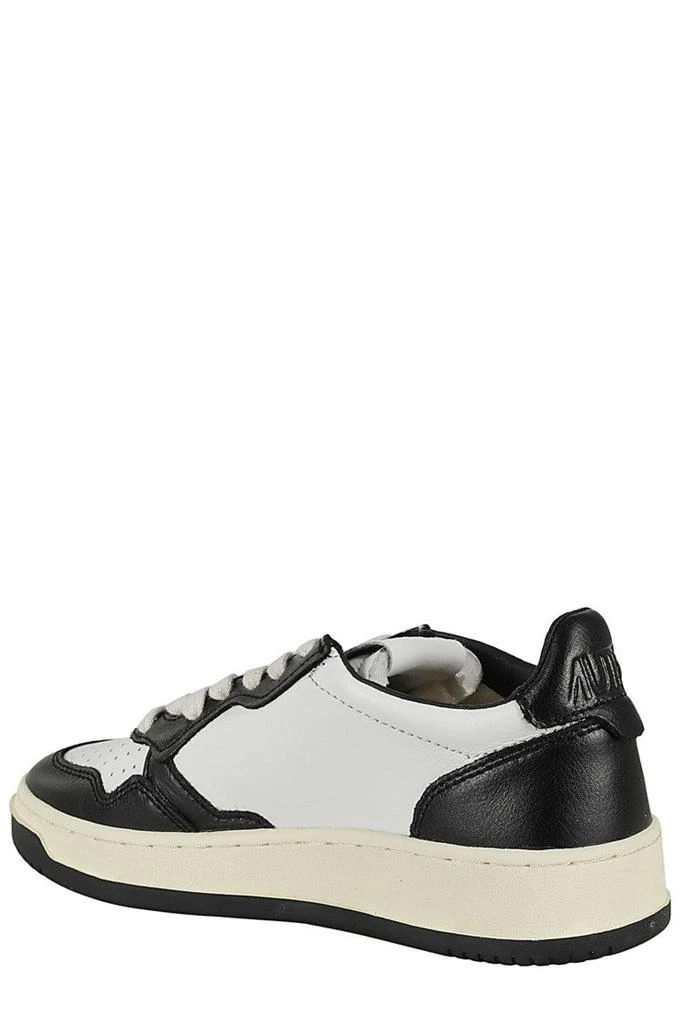 Autry Medalist Low Sneakers 3