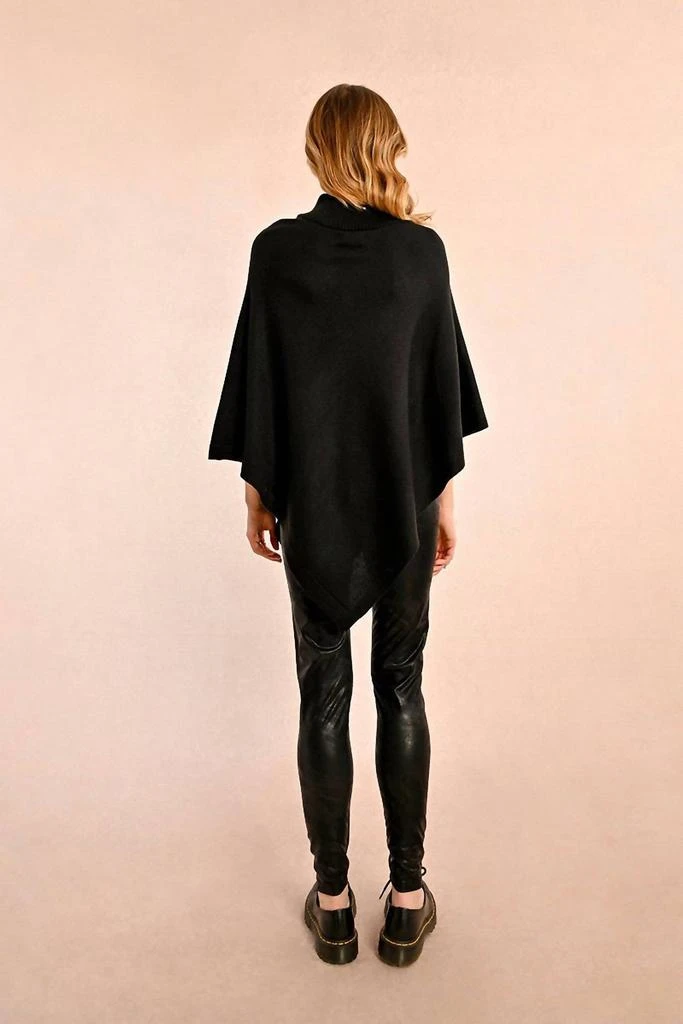 Molly Bracken Molly Bracken - Ladies' Knitted Poncho 2