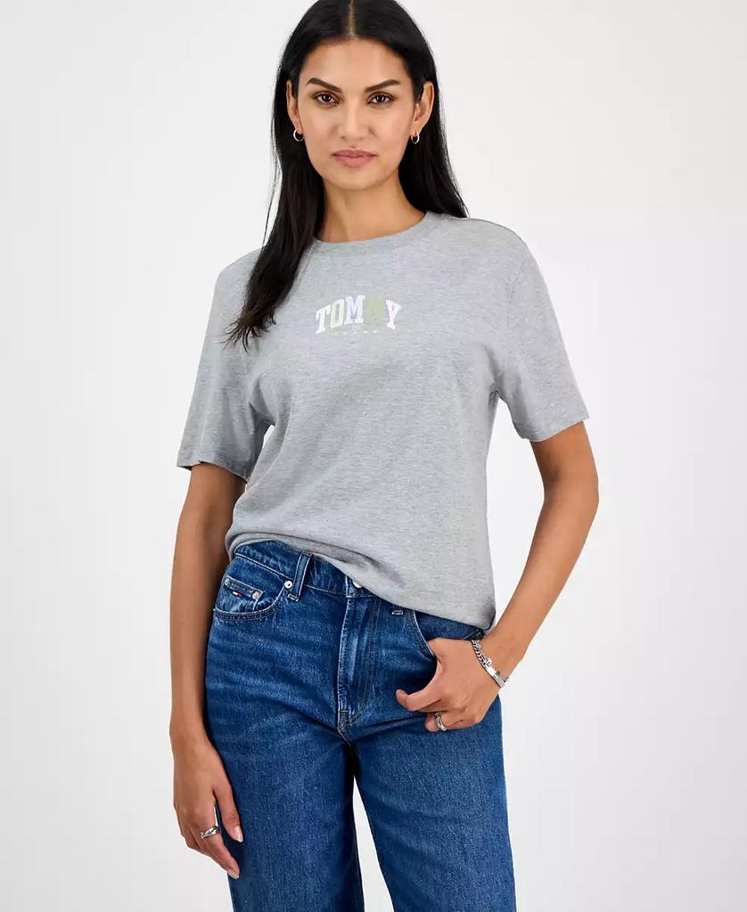 売れ筋商品|||トミーヒルフィガー カットソー トップス レディース Women's Cotton Relaxed Varsity T-Shirt Custard Cream Tommy Jeans Women's Cotton Relaxed Varsity T-Shirt - T