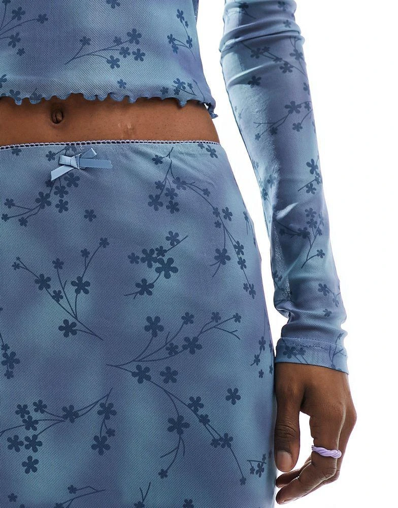Daisy Street Daisy Street bow detail mini skirt in blue floral mesh co-ord 5