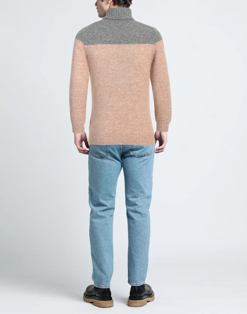 Heritage Turtleneck 3