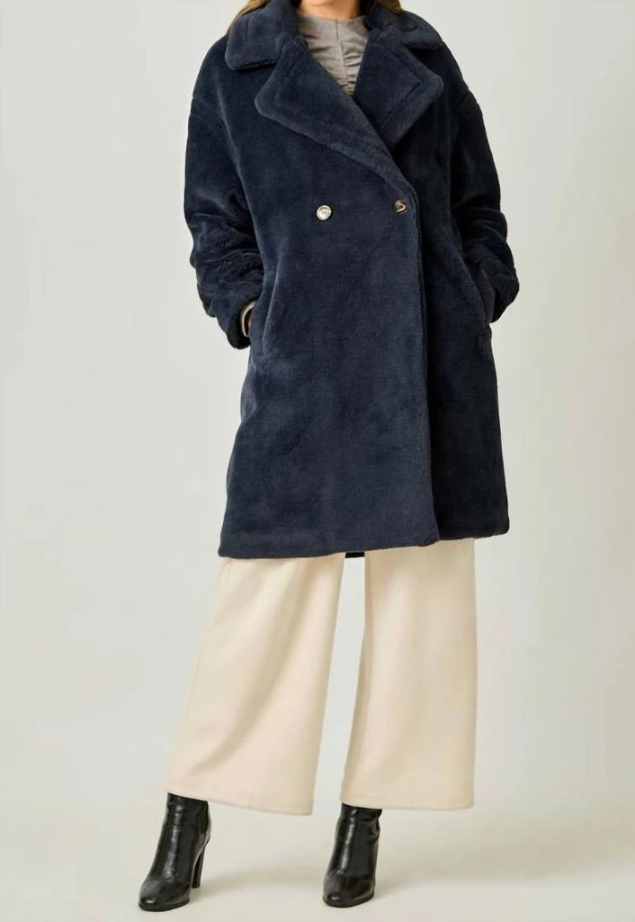 mystree Mystree - Double Breasted Faux Fur Coat