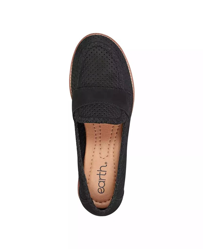 Earth Women's Evvie Round Toe Slip-on Casual Loafers 5