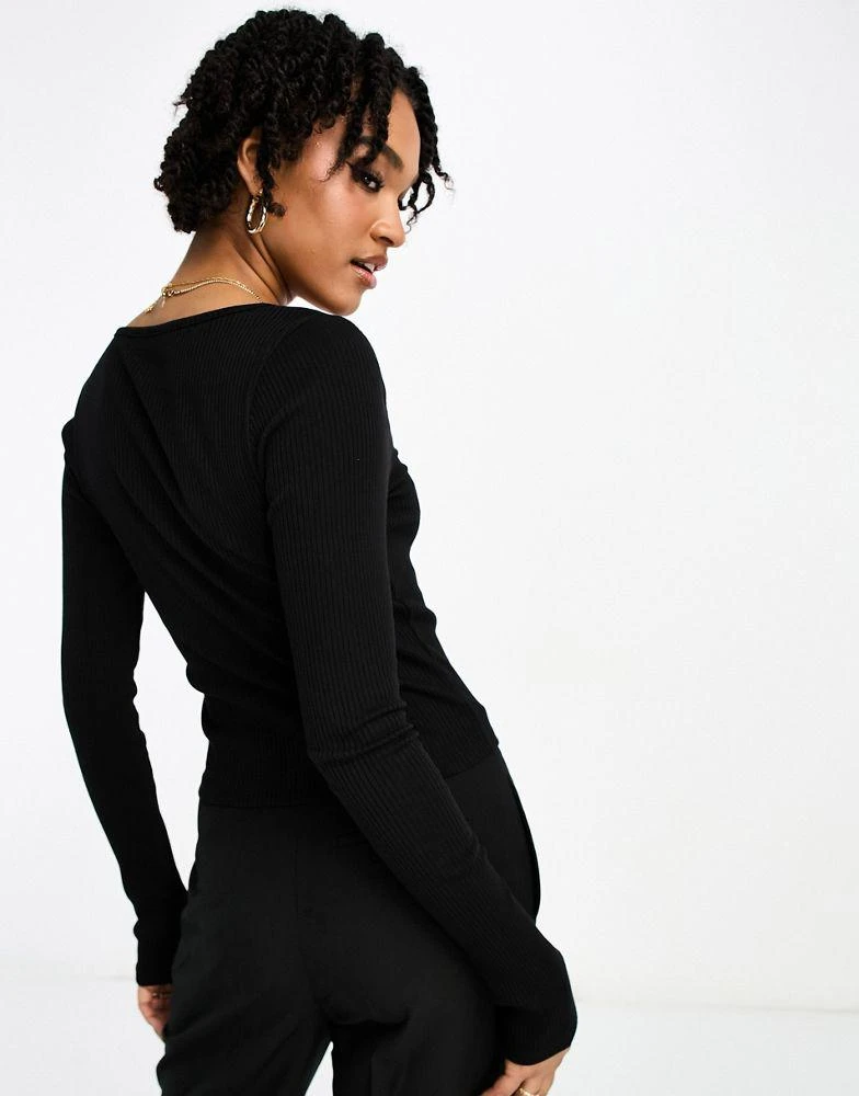 ASOS ASOS DESIGN Tall long sleeve top with gathered bust in black 2