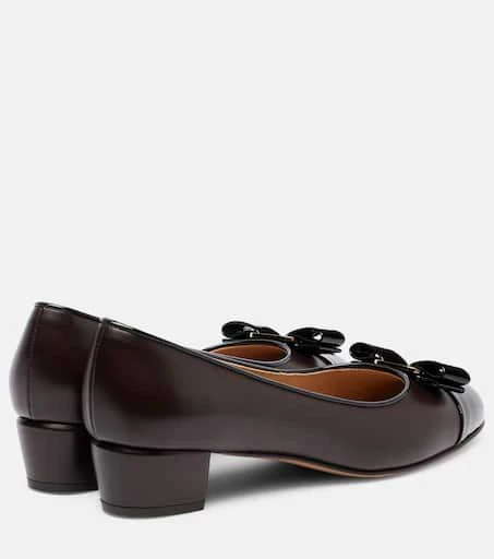 Salvatore Ferragamo Vara leather pumps 2